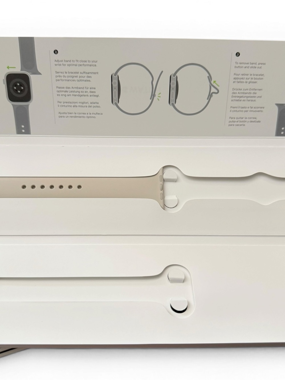 Apple Watch SE 44mm Gold Cellular- Reset- Read Description - Picture 6 of 11